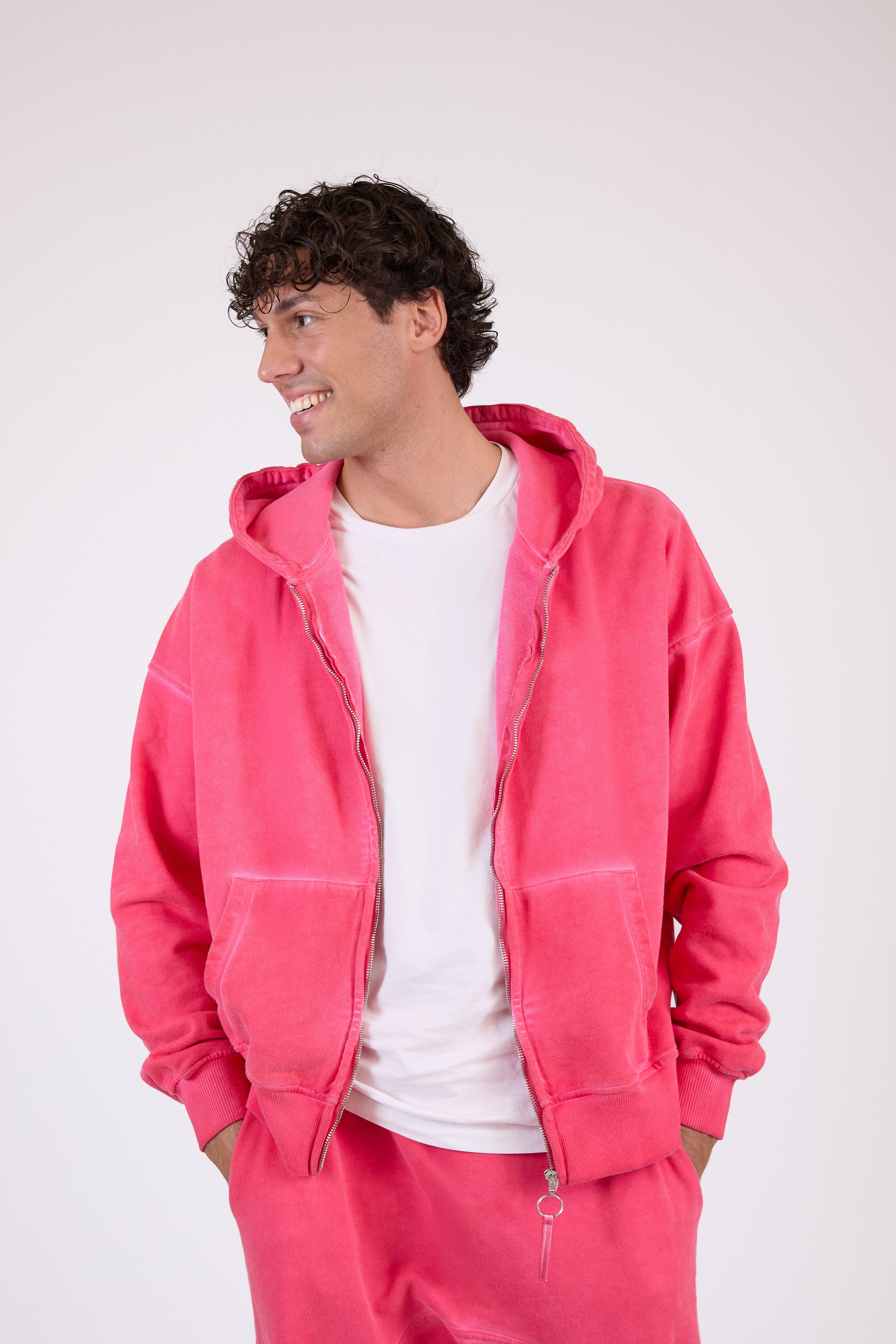 BLACKOUT ZIP-UP HOODIE – Zip-up hoodie