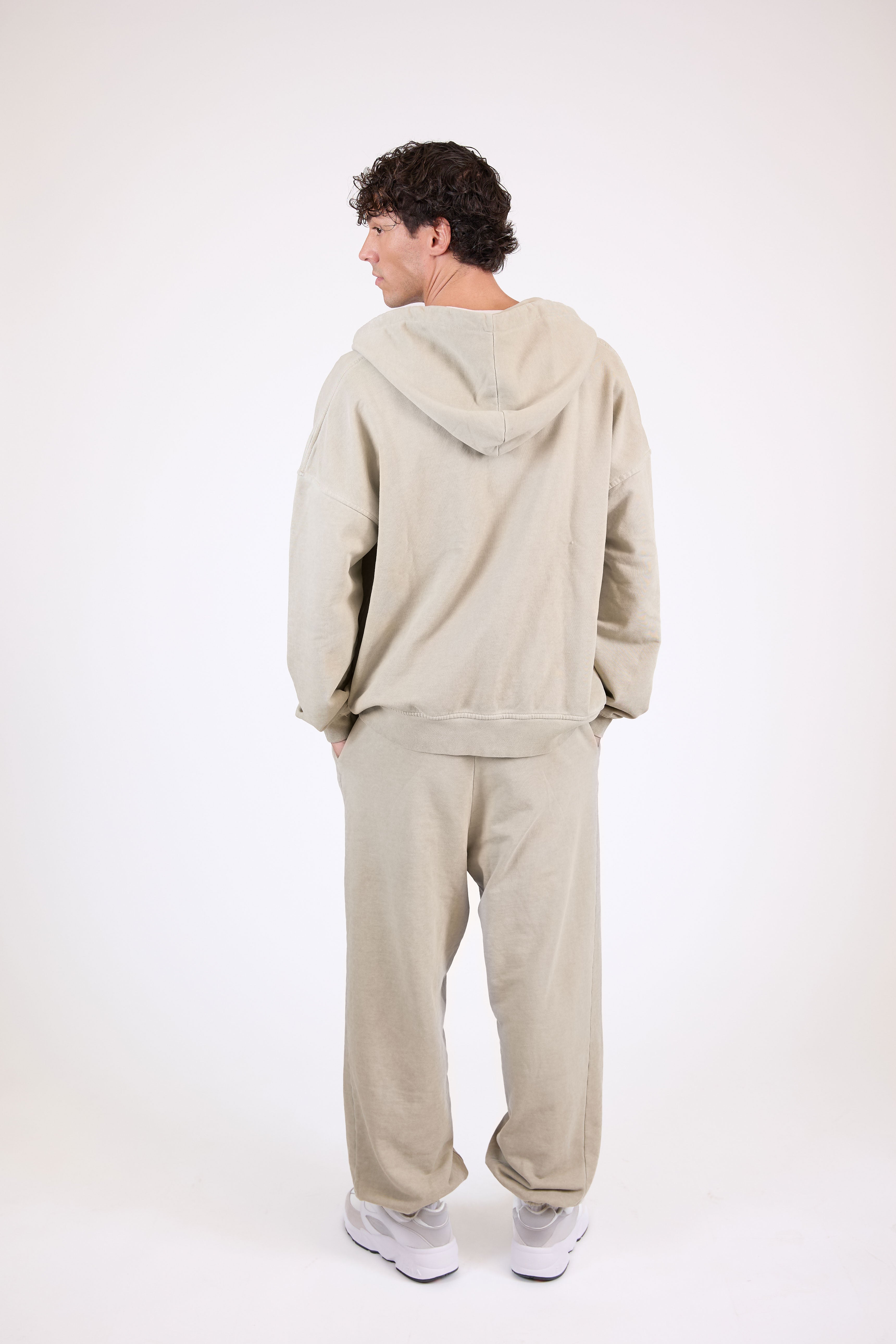 BLACKOUT ZIP-UP HOODIE – Zip-up hoodie