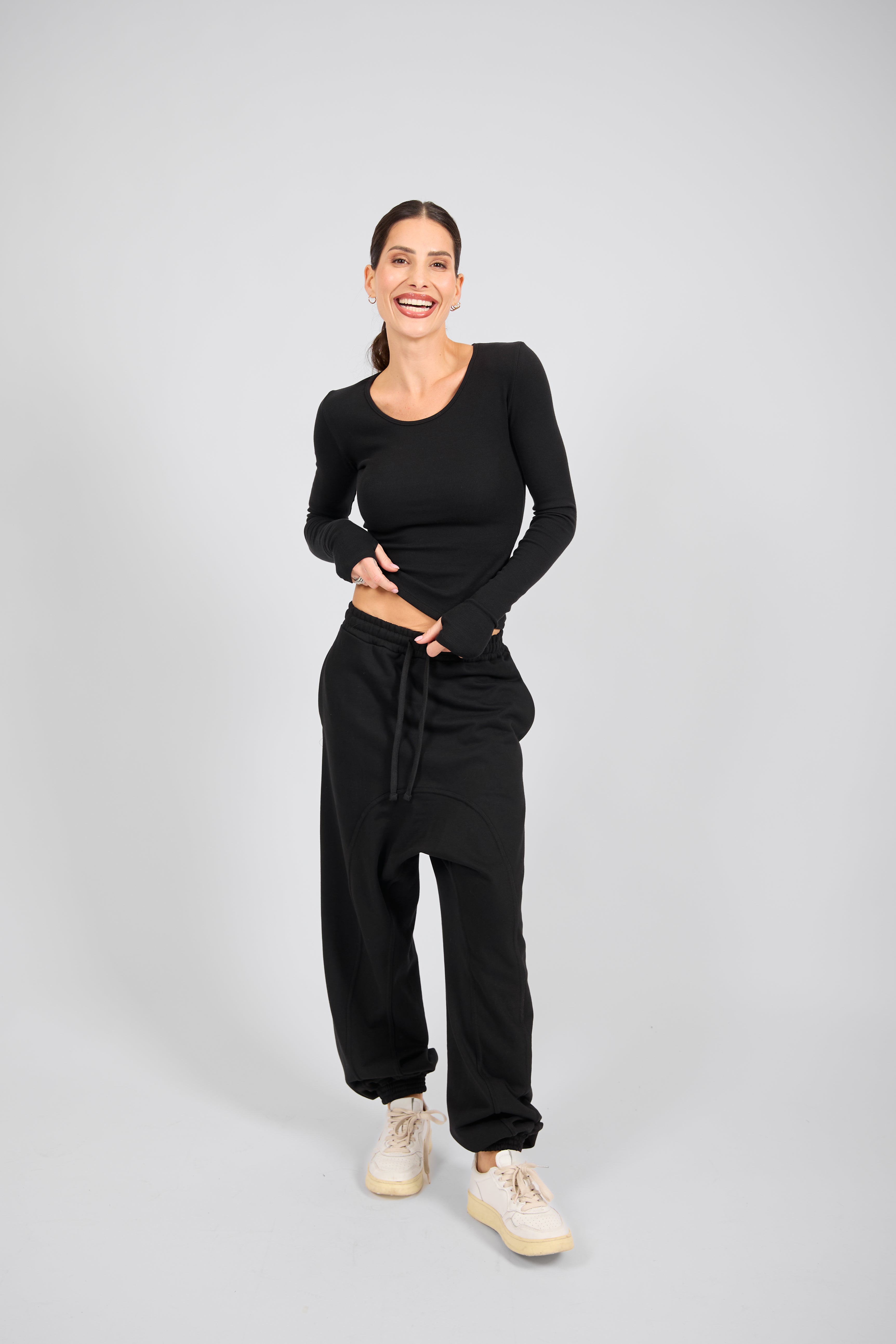 BLACKOUT DROP-CROTCH PANTS – Drop crotch trousers 